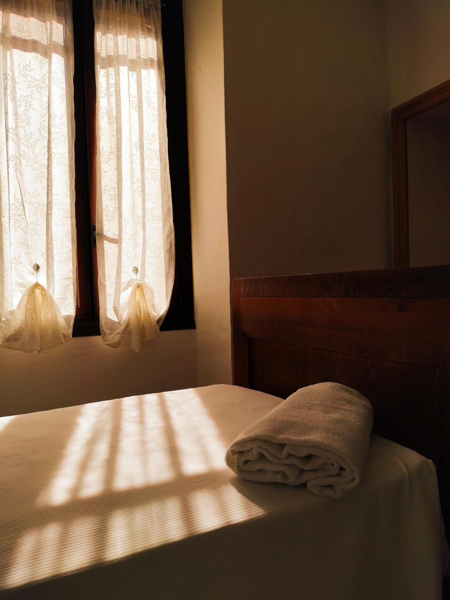 Hotel Casa Dell'Angelo Custode à Chiusa di Pesio Extérieur photo